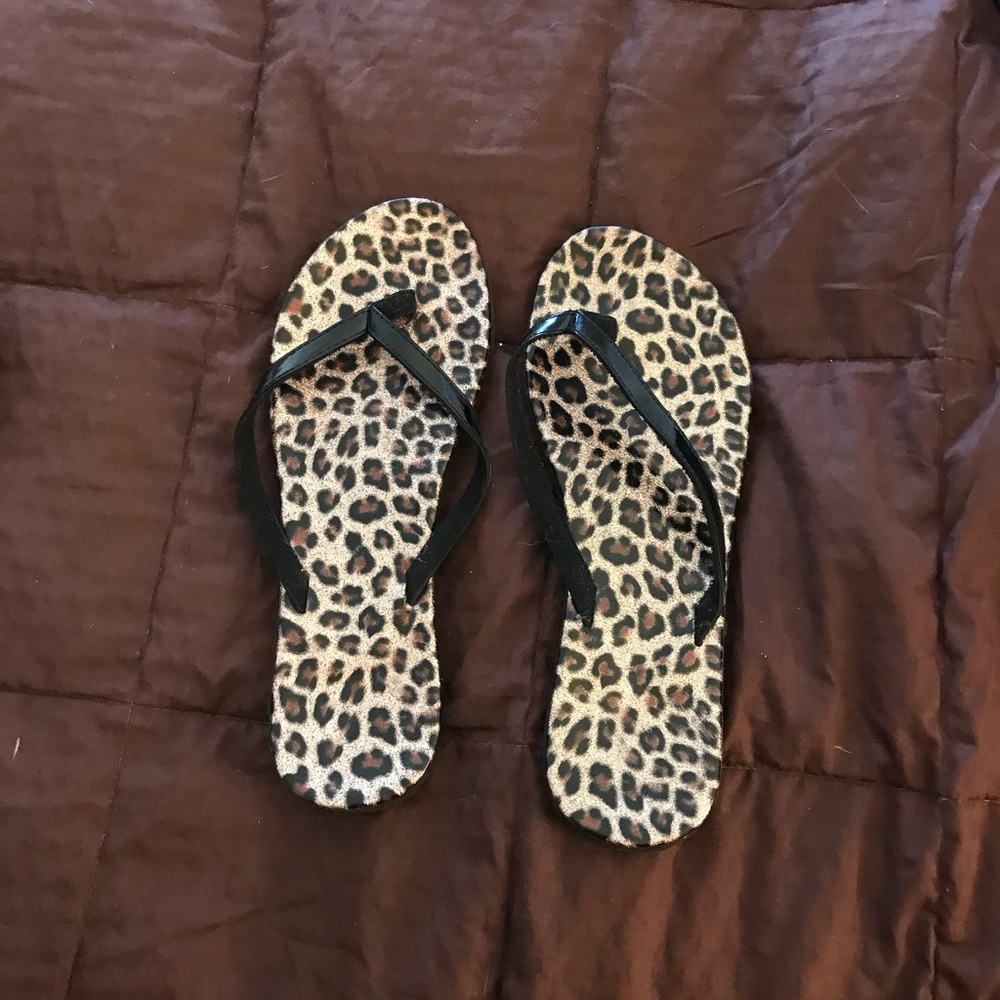 Glitter Cheetah Print Flip Flops